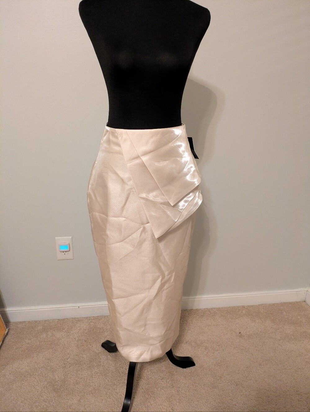NWT JLux Liquid Organza Champagne Reception Skirt Size XS Pleated Midi Pencil